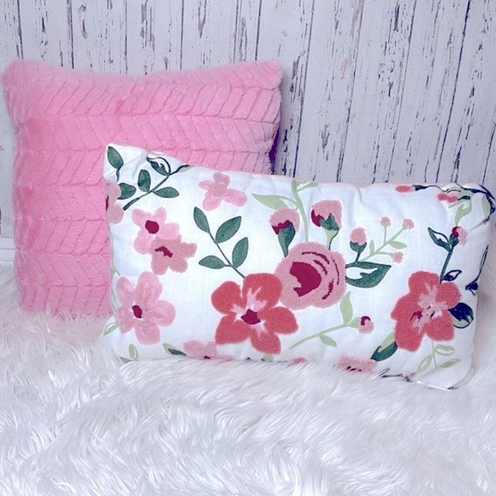 Dream Suite Accent Pillows